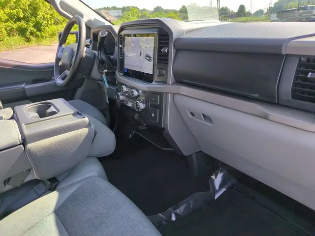 2025 Ford F-150 - $39,499