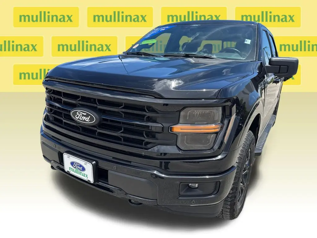 2024 Ford F-150 - $40,900