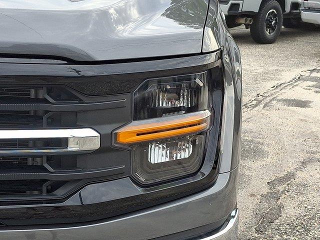 2025 Ford F-150 - $41,979