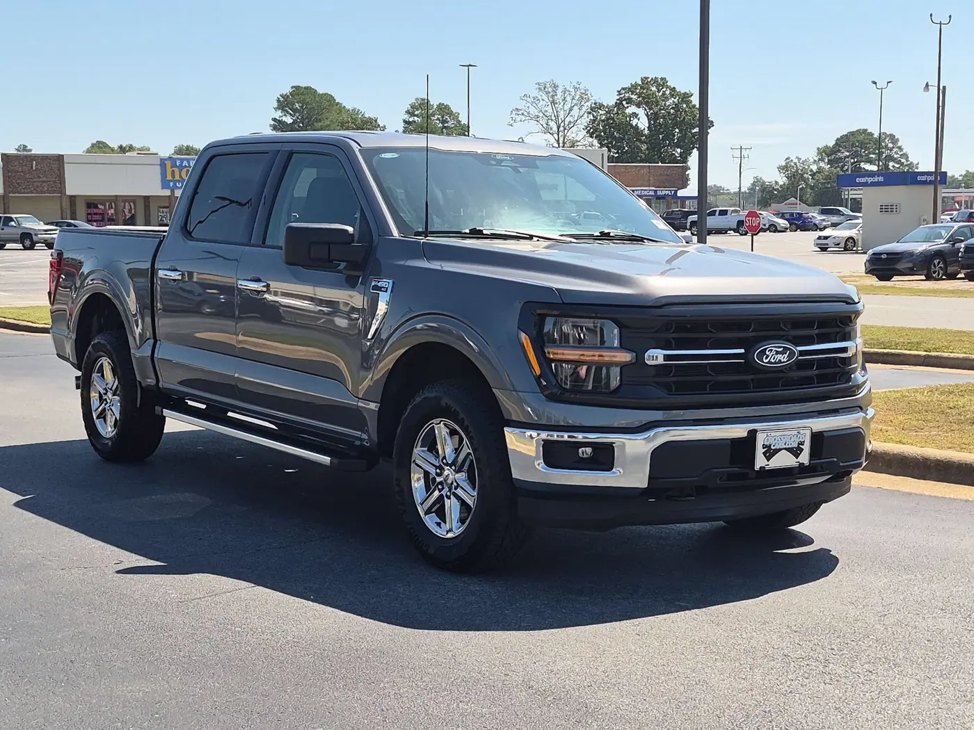 2025 Ford F-150 - $38,926
