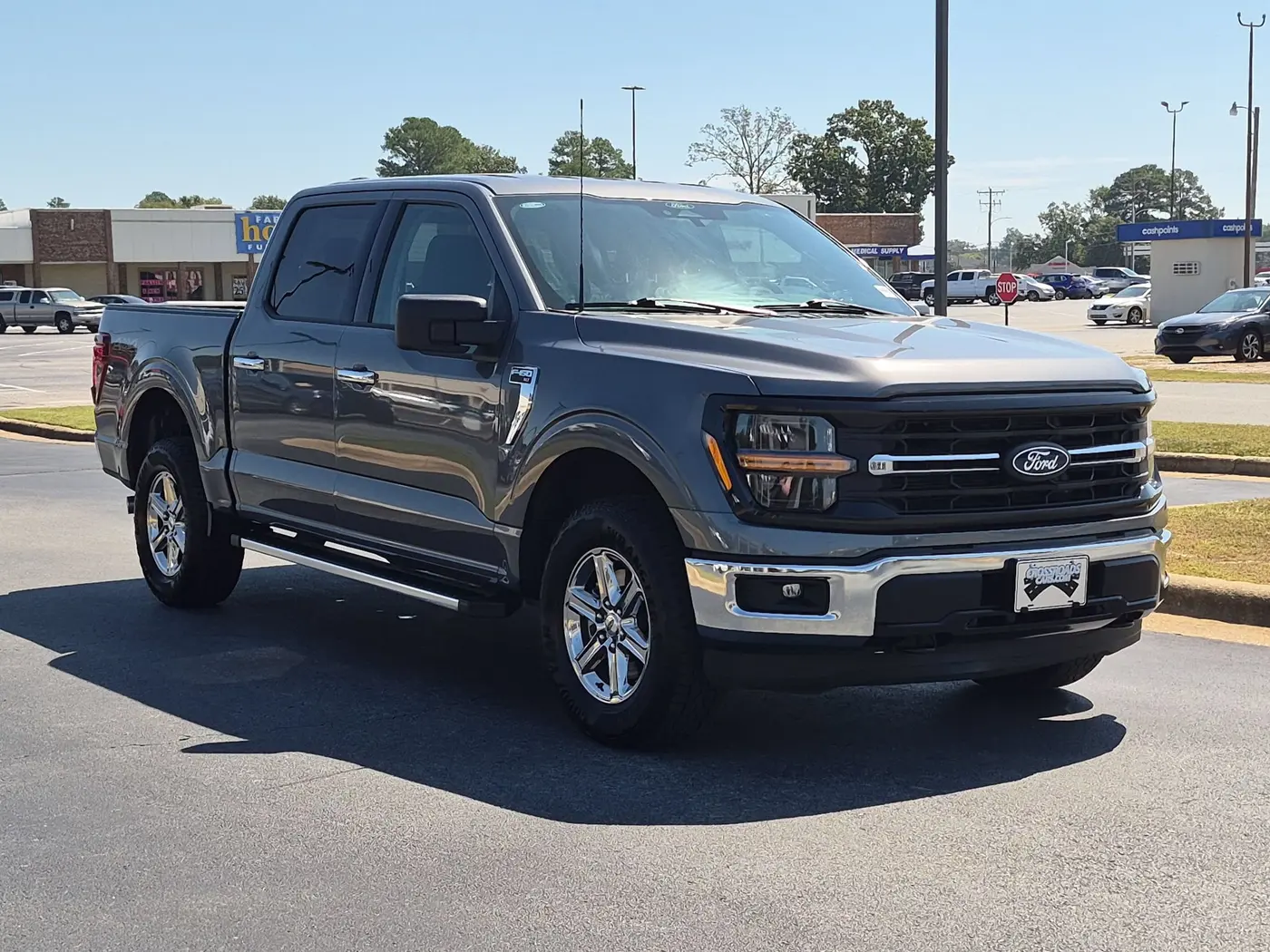 2025 Ford F-150 - $38,926