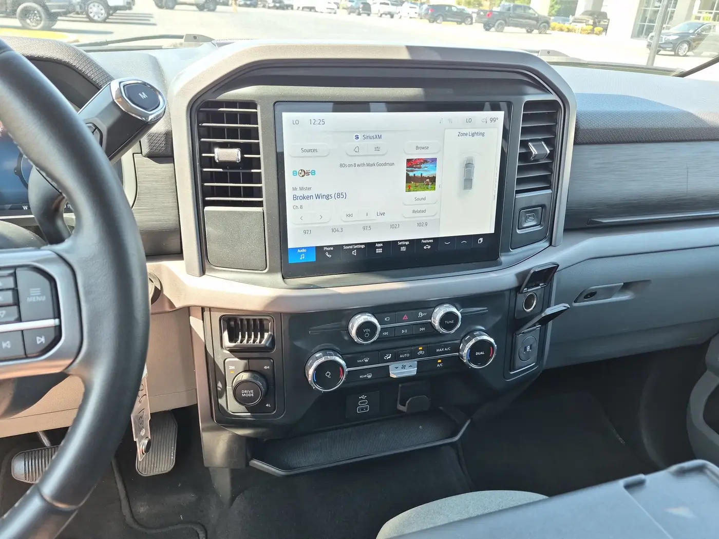 2025 Ford F-150 - $38,926