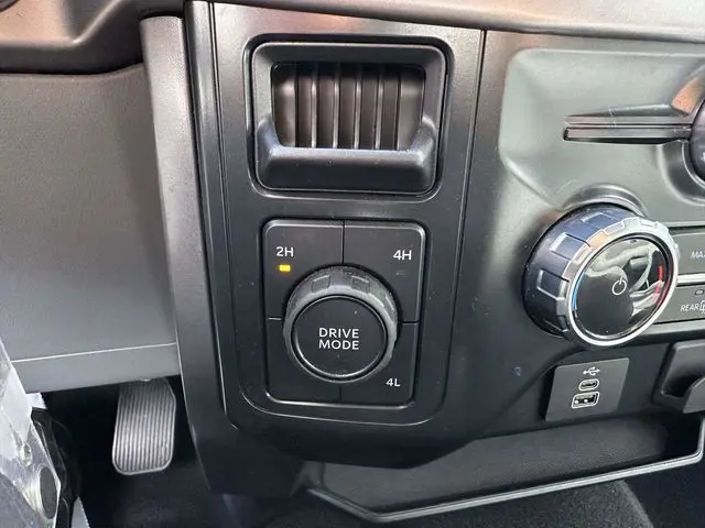 2025 Ford F-150 - $41,297