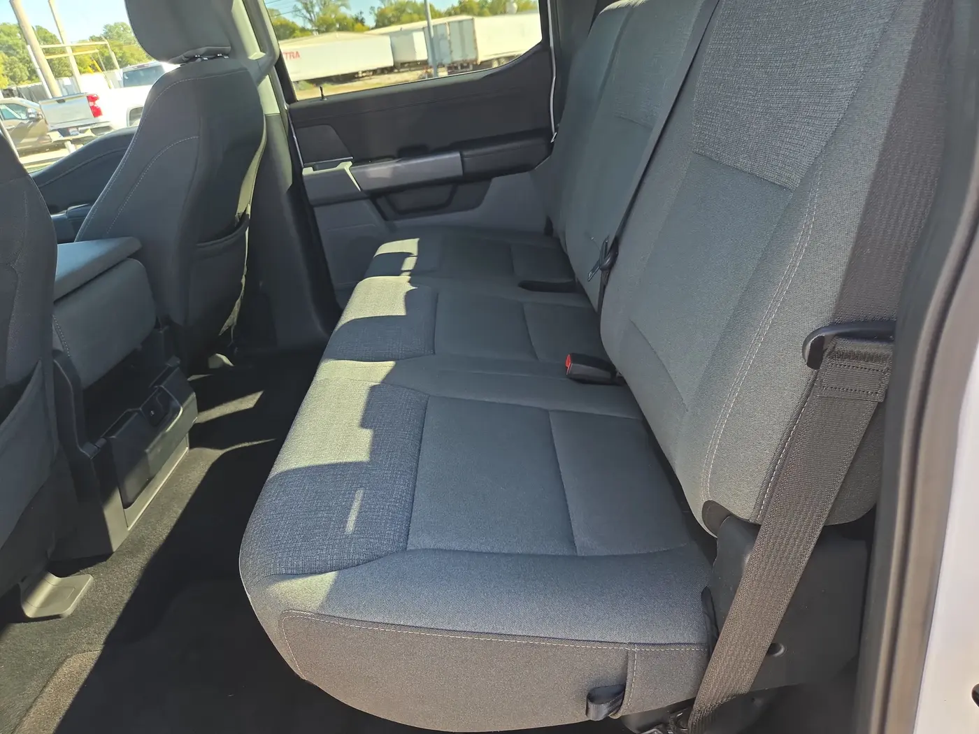 2025 Ford F-150 - $38,995