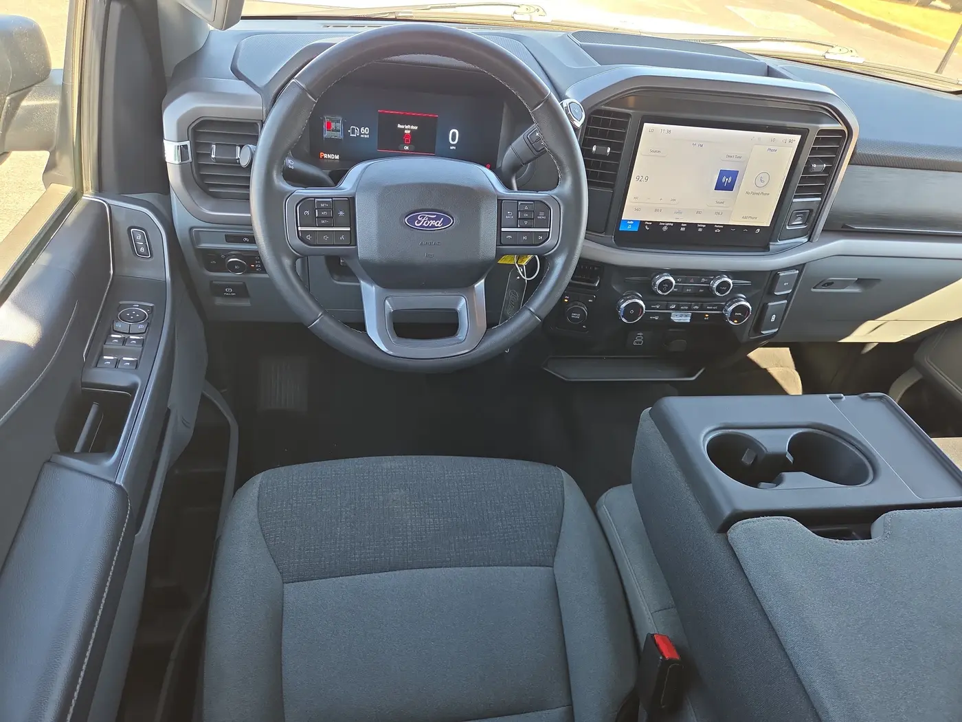 2025 Ford F-150 - $38,995