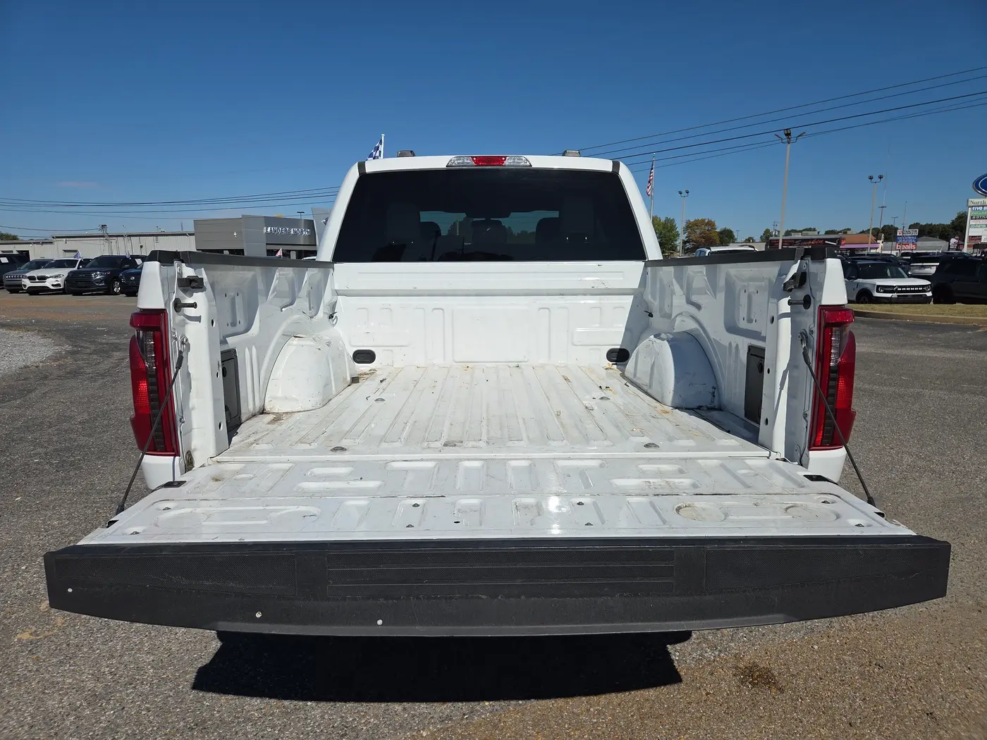 2025 Ford F-150 - $38,995