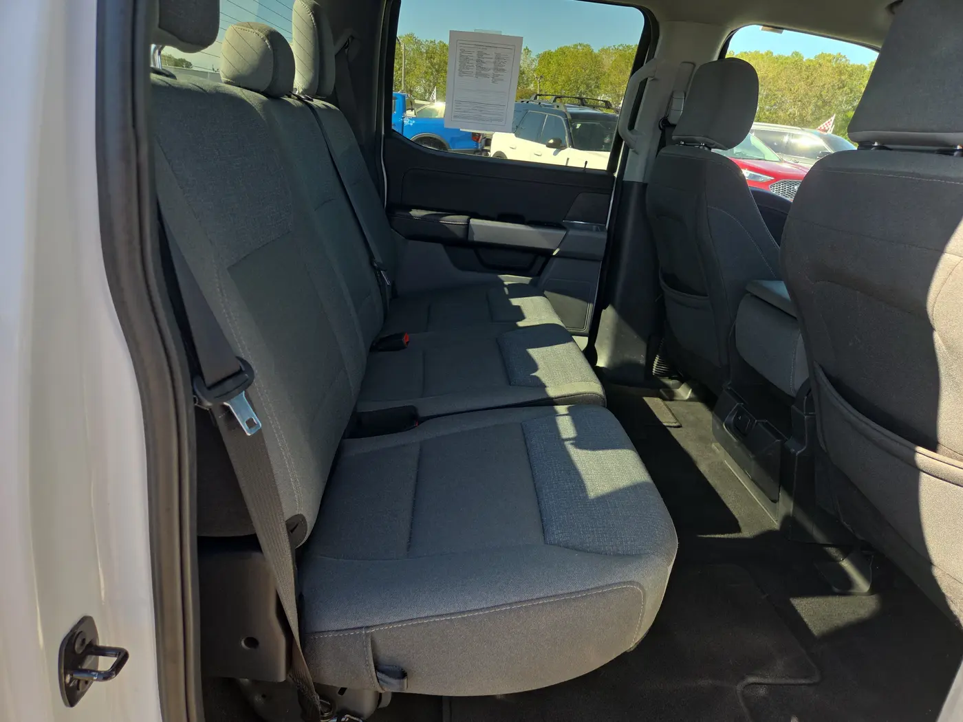 2025 Ford F-150 - $38,995