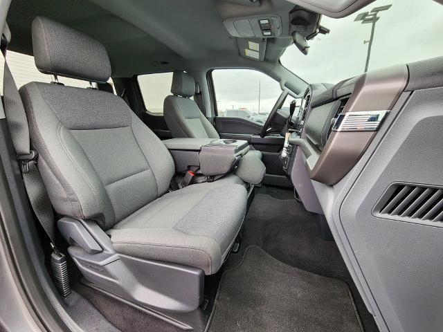 2025 Ford F-150 - $41,942