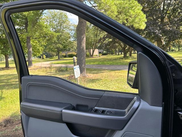 2025 Ford F-150 - $35,500