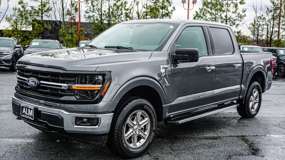 2025 Ford F-150 XLT