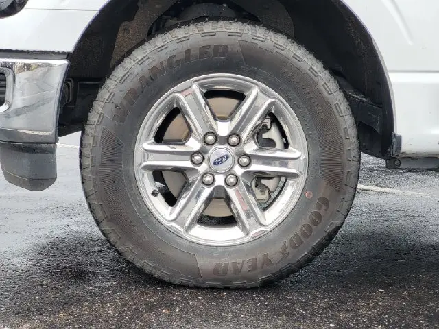 2025 Ford F-150 - $39,250