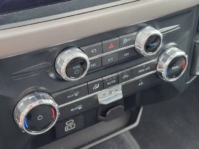 2025 Ford F-150 - $39,250