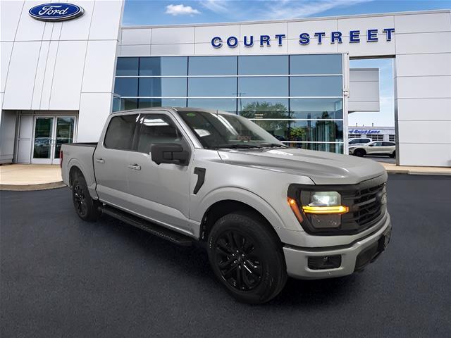 2024 Ford F-150 XLT — photo 1 of 8