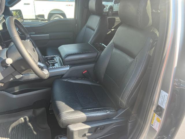 2025 Ford F-150 - $49,995