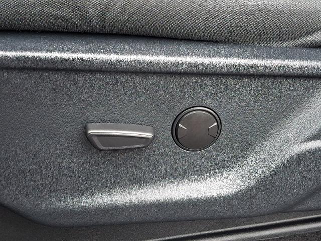2025 Ford F-150 - $42,949
