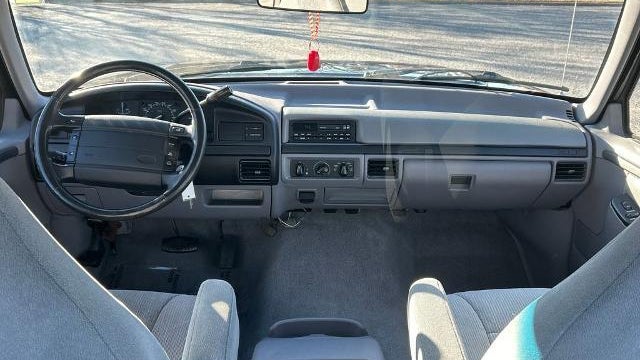 1996 Ford F-150 XLT