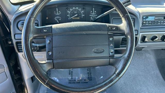 1996 Ford F-150 XLT