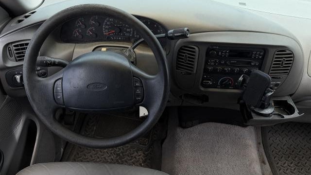1997 Ford F-150 XLT