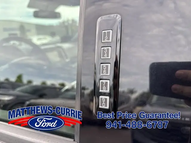 2015 Ford F-150 - $19,995