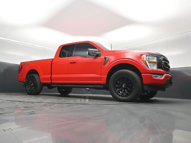 2021 Ford F-150 - $29,585