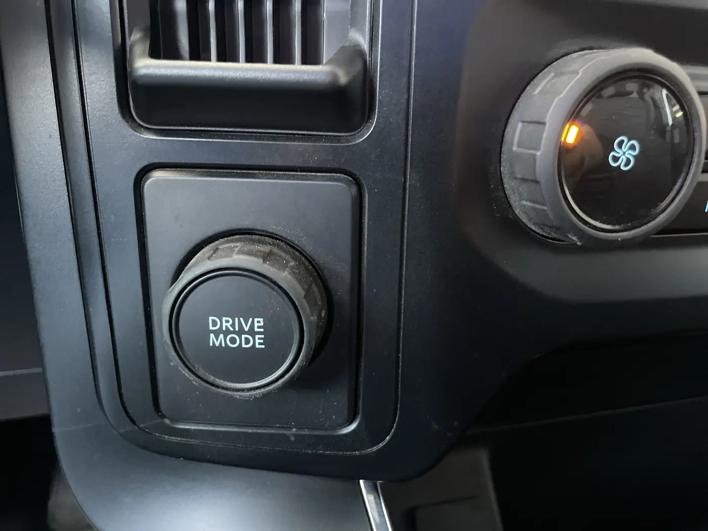 2023 Ford F-150 - $34,970