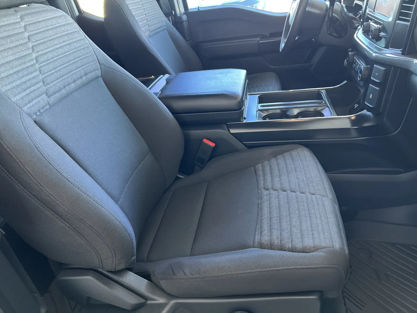 2023 Ford F-150 - $34,970