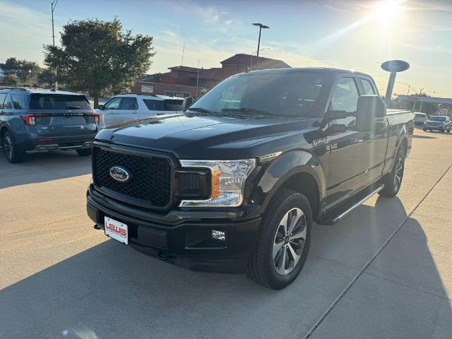 2020 Ford F-150 - $23,989