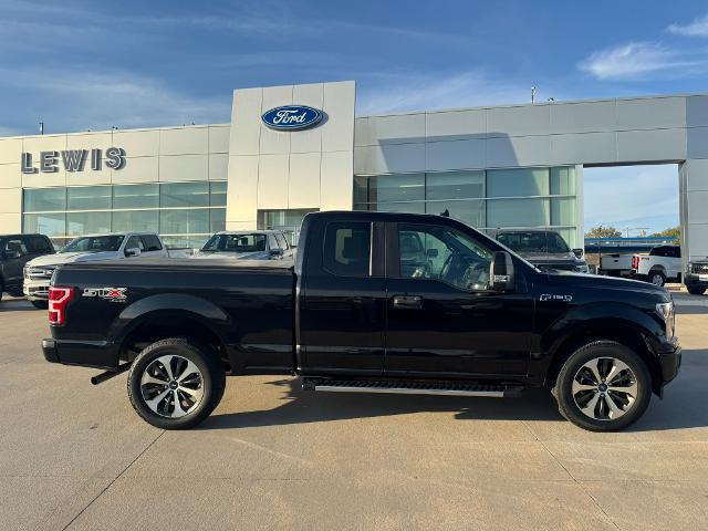 2020 Ford F-150 - $23,989