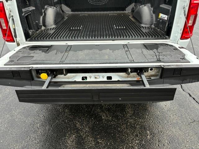 2023 Ford F-150 - $33,900