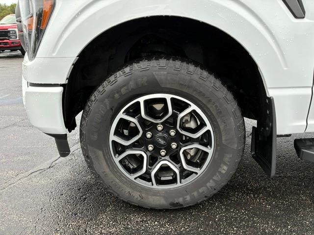 2023 Ford F-150 - $33,900