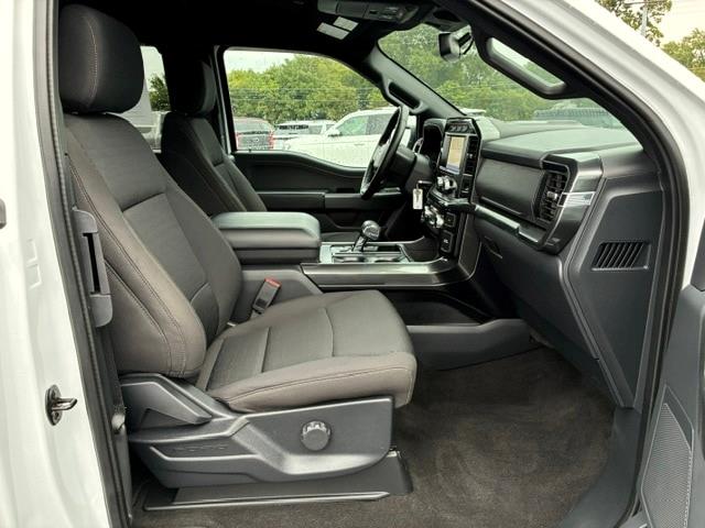 2023 Ford F-150 - $33,900