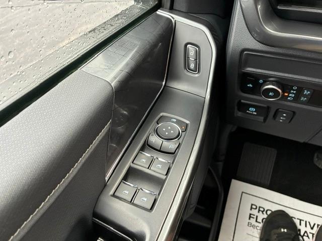 2023 Ford F-150 - $33,900