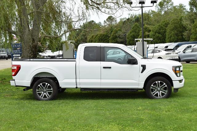 2023 Ford F-150 - $36,990