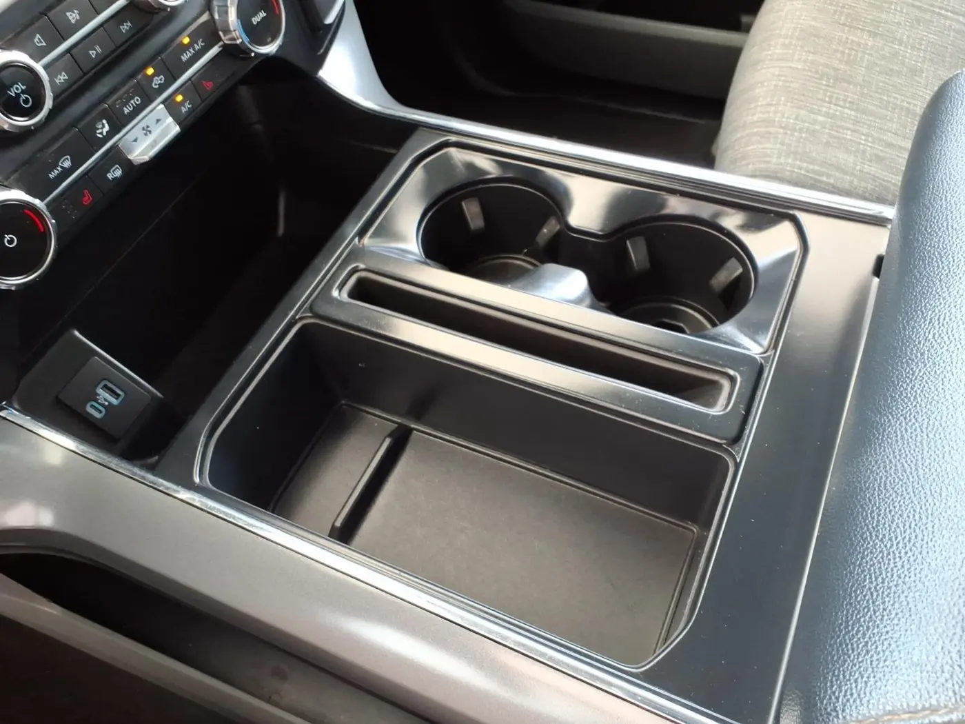 2022 Ford F-150 - $23,209