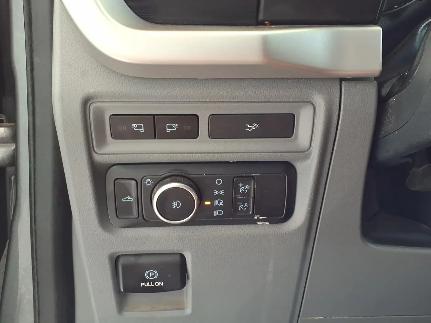 2022 Ford F-150 - $23,209