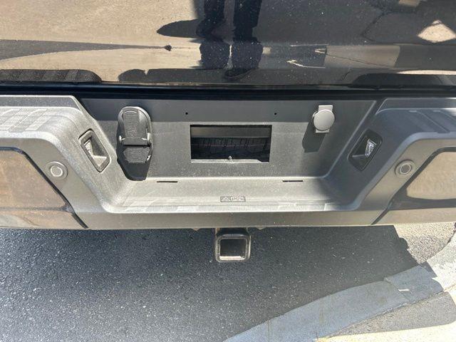 2023 Ford F-150 - $37,350
