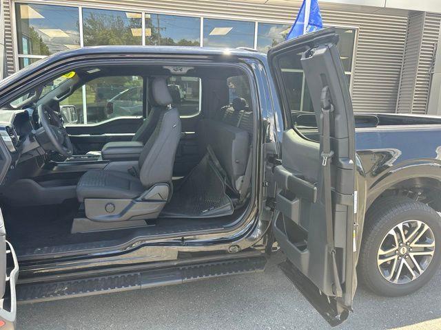 2023 Ford F-150 - $37,350