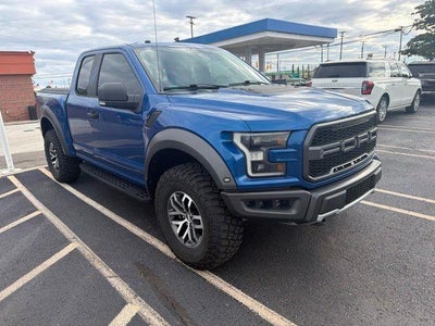 2018 Ford F-150 4X4 Raptor 4DR Supercab 5.5 FT. SB