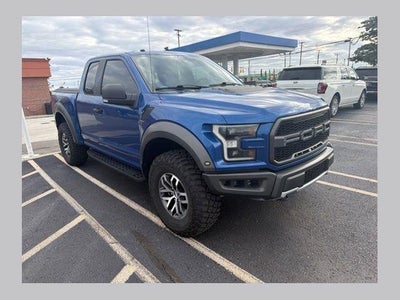 2018 Ford F-150 4X4 Raptor 4DR Supercab 5.5 FT. SB