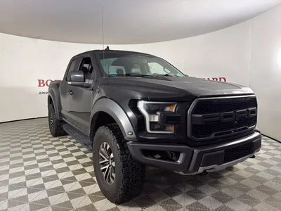 2019 Ford F-150 4X4 Raptor 4DR Supercab 5.5 FT. SB