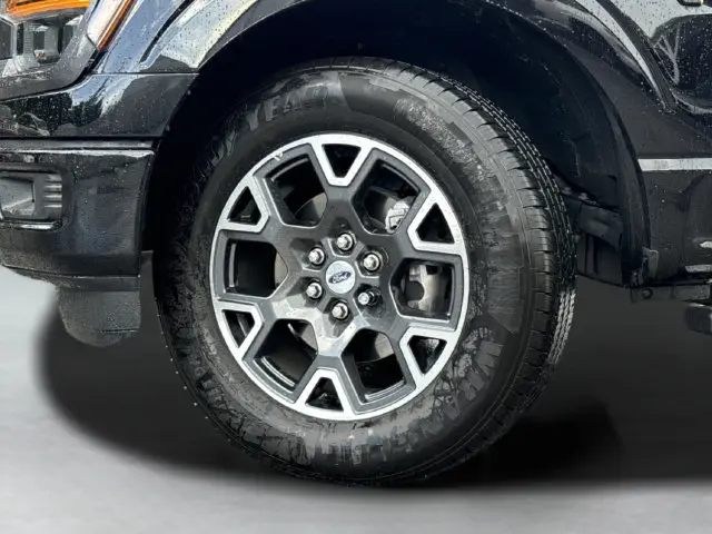 2025 Ford F-150 - $39,231