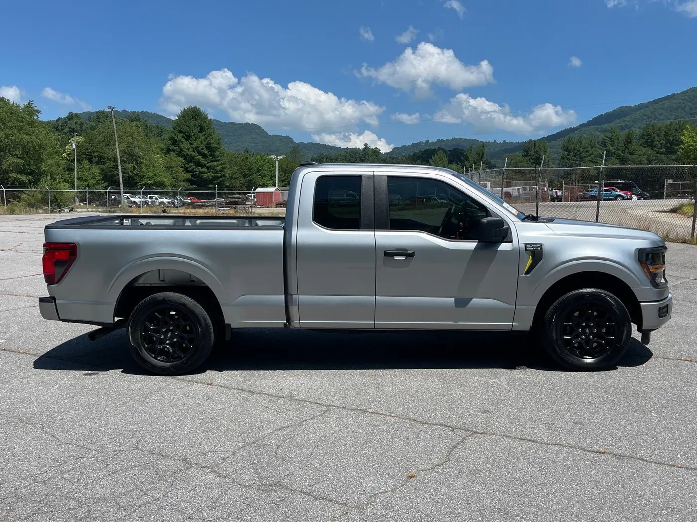 2025 Ford F-150 - $37,681