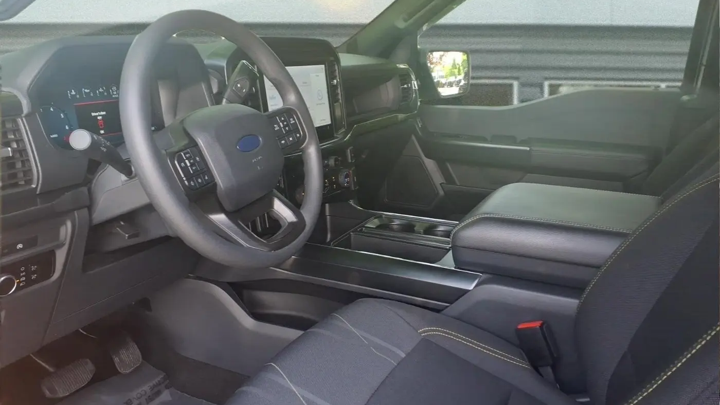 2025 Ford F-150 STX