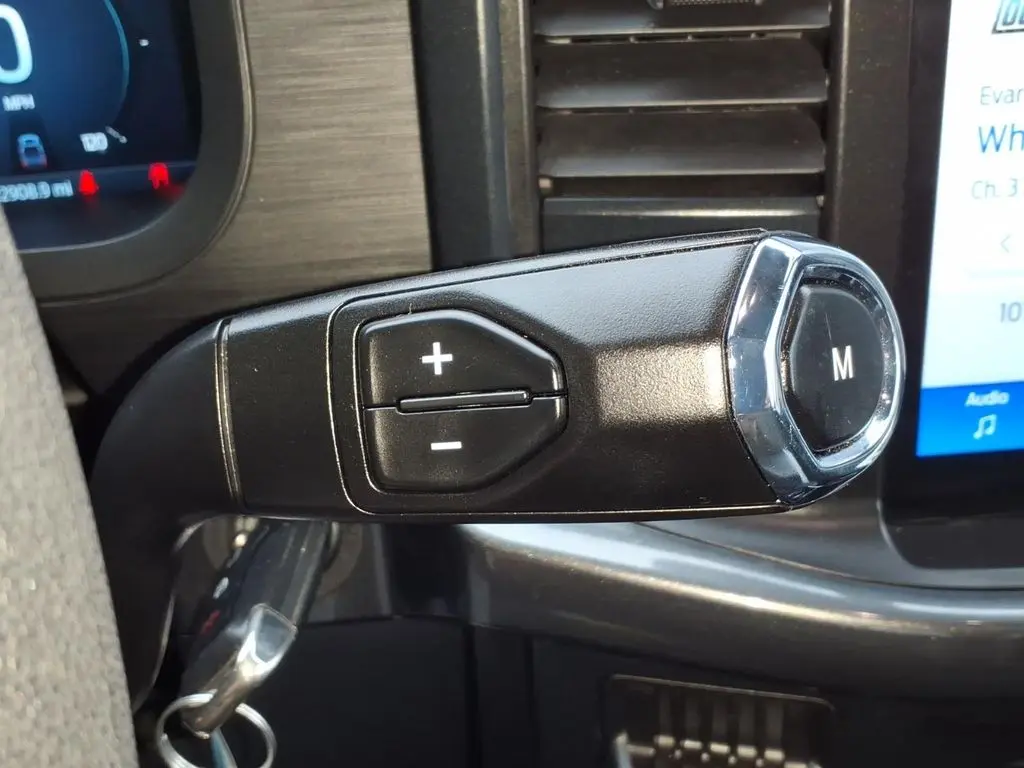 2025 Ford F-150 - $40,402