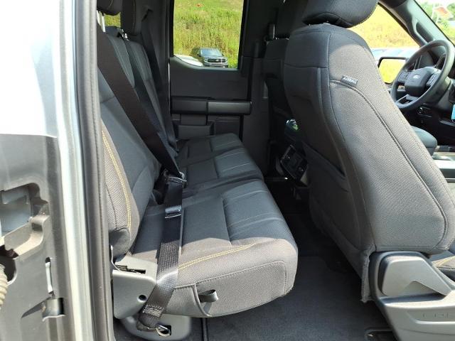 2025 Ford F-150 - $41,990