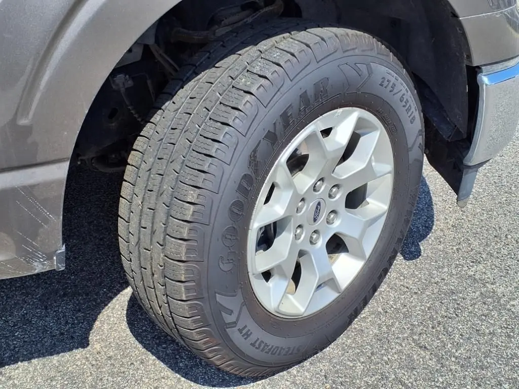 2023 Ford F-150 - $35,900