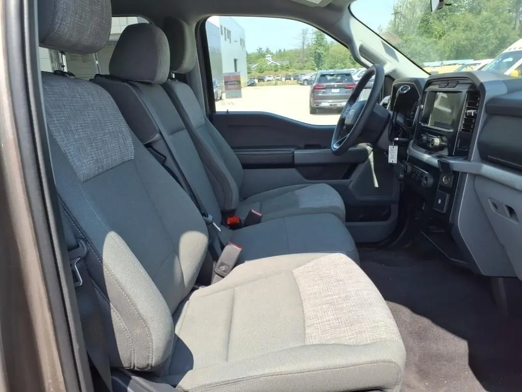2023 Ford F-150 - $35,900