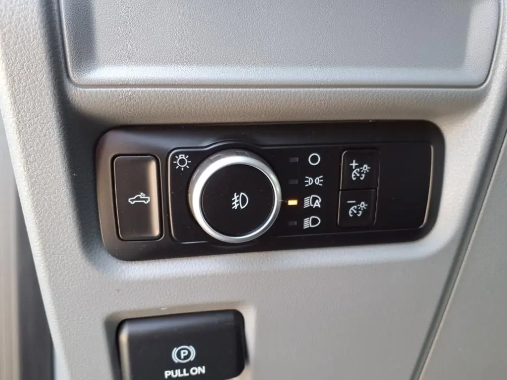 2023 Ford F-150 - $35,900