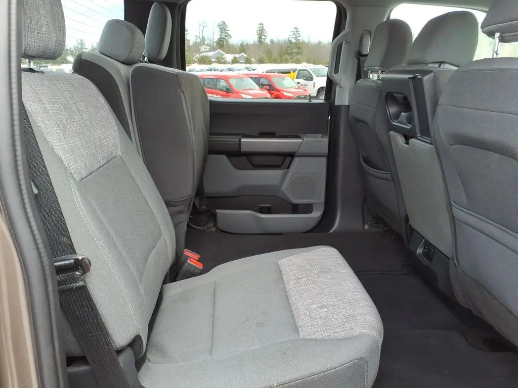 2023 Ford F-150 - $35,900