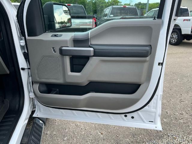 2020 Ford F-150 - $31,900
